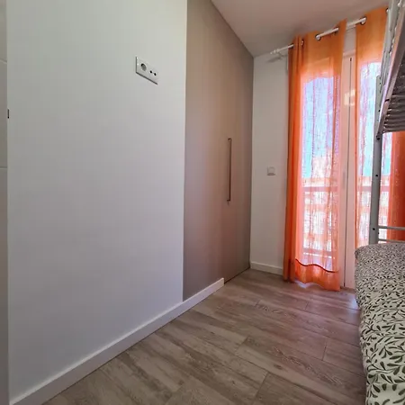 Apartamento Playamar Centro, Con Piscina *